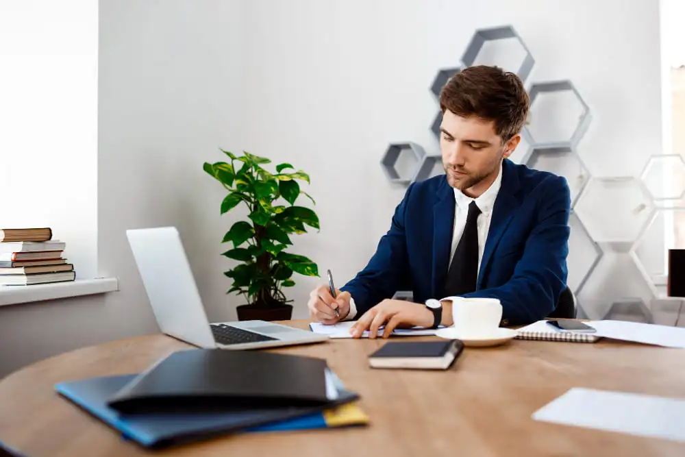 How to Transfer or Issue Shares in a UK Limited Company